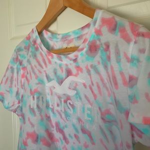 WILD COLORED HOLLISTER LOGO CLASSIC T-SHIRT